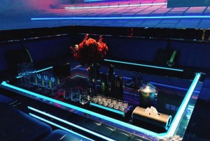 上海闵行区莘庄工业区附近夜总会招聘现场DJ,(不抽台费)