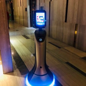 上海给小费多的酒吧ktv招聘商务礼仪,是否需要具备一定的表演能力？