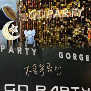 成都女教师保安招聘条件（成都女教师转岗至保安岗位招聘标准）