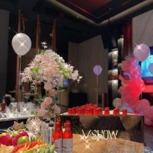 上海静安区北站街道附近ktv招聘包厢服务员,一个月工资多少