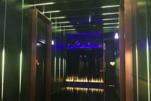 招聘柜员文案（诚邀加入：打造卓越客户服务之旅——柜员招募）