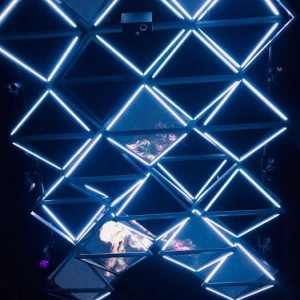 上海宝山区吴淞街道附近ktv招聘商务接待,(不压工资待遇好的)