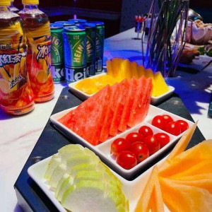 发廊小妹招聘文案（美发沙龙助理职位招募启事）