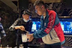 上海小费高的夜总会ktv招聘酒水促销员,安排住宿吗