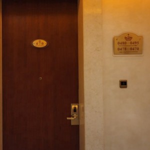 上海浦东新区曹路镇附近酒吧招聘商务礼仪,一个月上几天班